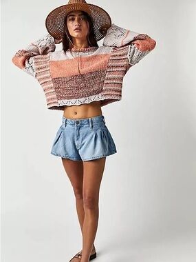 We The Free Bluebell Low-Rise Pleated Short - Size 31